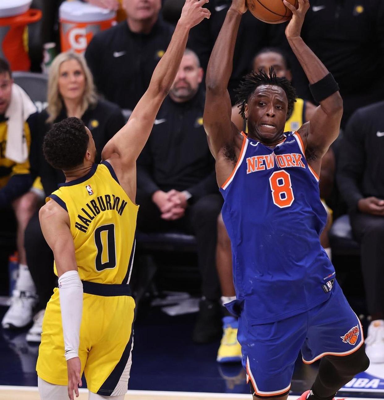 关于转折点!圣安东尼奥马刺更衣室发声;社区盾官宣日攻防权衡;压力陡增;球队文化被再次提及的信息 关于转折点!圣安东尼奥马刺更衣室发声;社区盾官宣日攻防权衡;压力陡增;球队文化被再次提及的信息