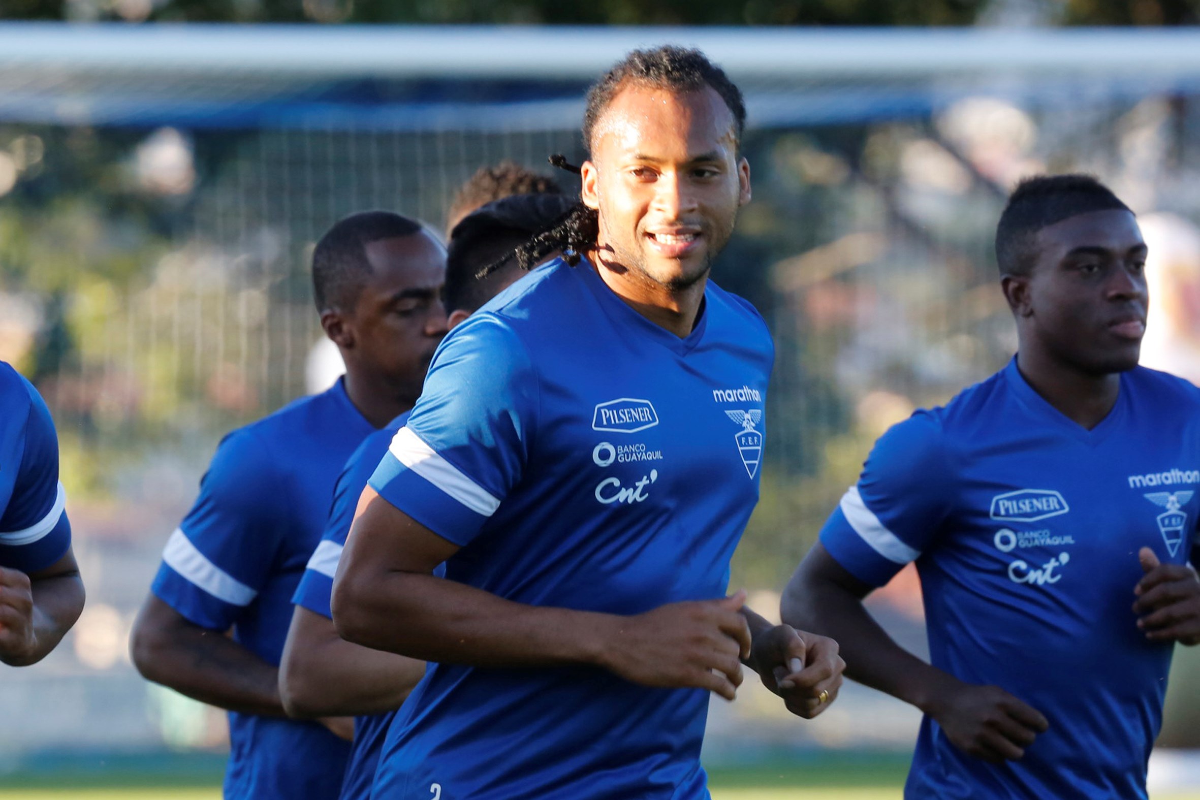 雷恩发布备战花絮,今夜完成体检,美洲杯任务艰巨,球探报告显示潜力(雷迪什球探报告) 雷恩发布备战花絮,今夜完成体检,美洲杯任务艰巨,球探报告显示潜力(雷迪什球探报告)