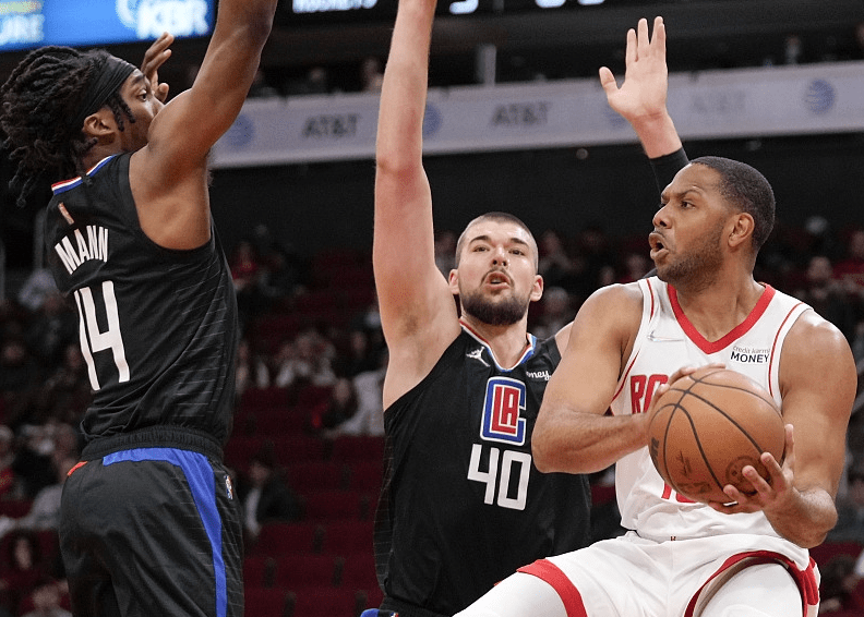 穆古鲁扎关键节点连败，快船带队取胜！的简单介绍